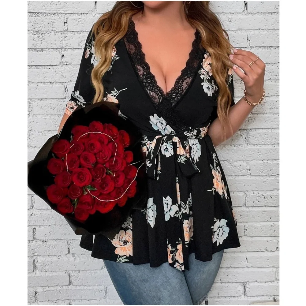Plus Floral Print Lace Belted Top - Picture 4 of 9